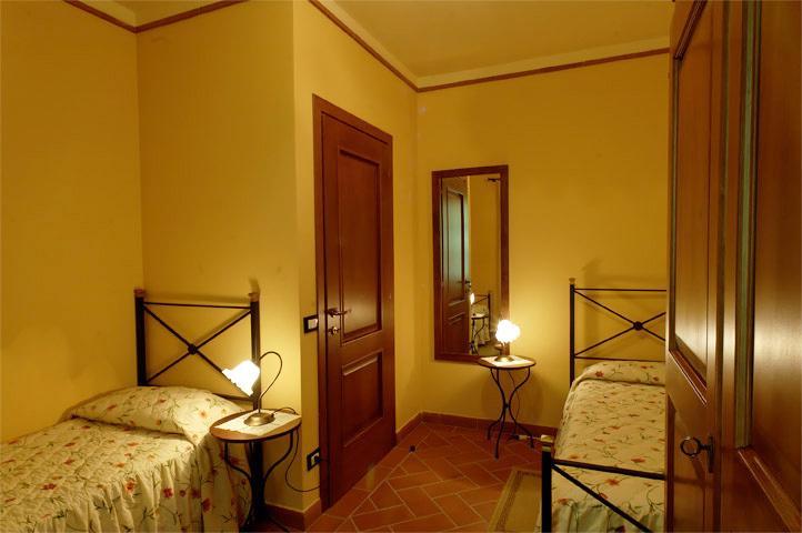 فيلا Agriturismo Montemari بالايا الغرفة الصورة